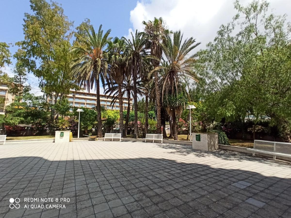 Apartaments Familiar Cerca Port Aventura Салоу Екстериор снимка